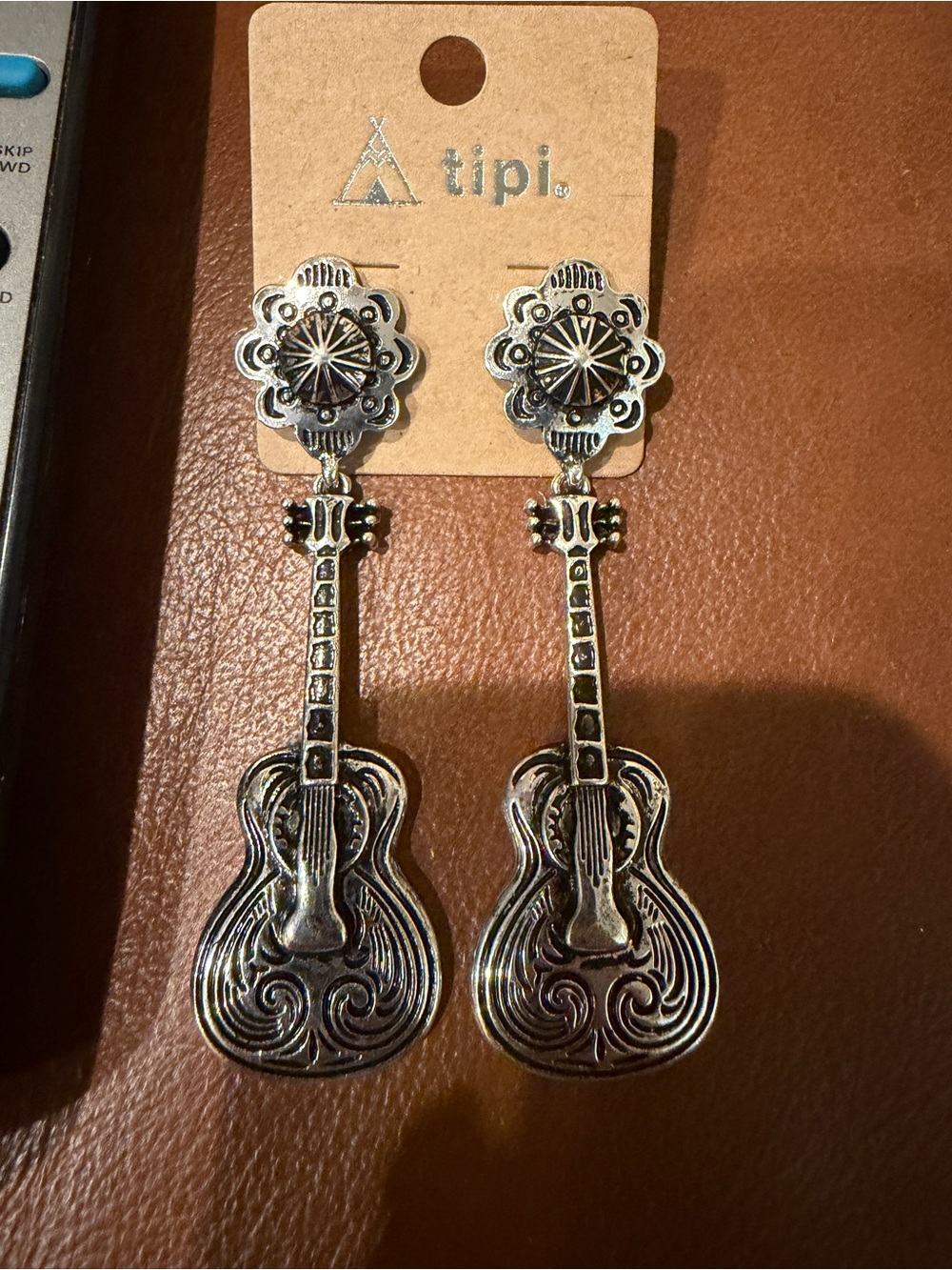 New! Tipi Silver Guitar Dangle Earrings